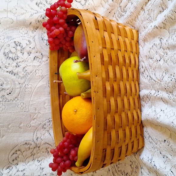 Fruit Basket Lot Realistic Display Prop Faux Home Décor 12pcs Rubber/Plastic - Picture 1 of 6